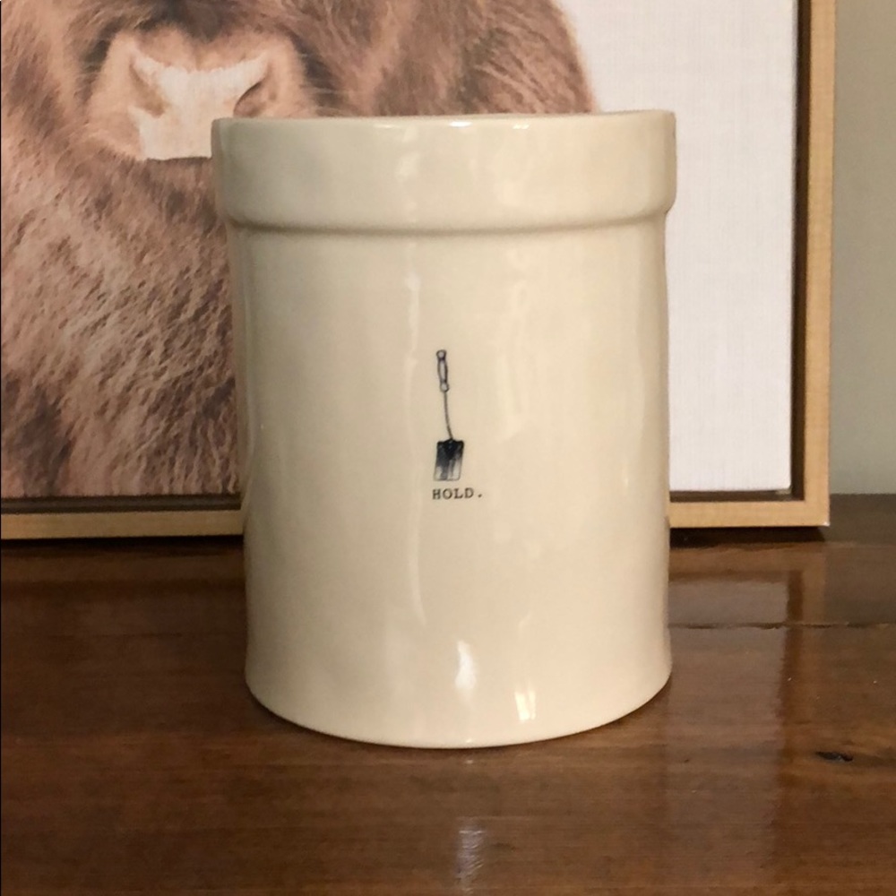 Rae Dunn: Icon collection “hold” utensil holder